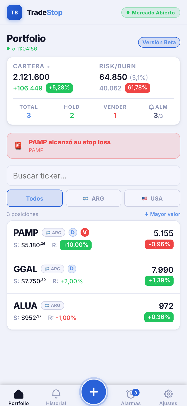 Pantalla completa del Portfolio: valor de cartera, riesgo total y alerta de stop